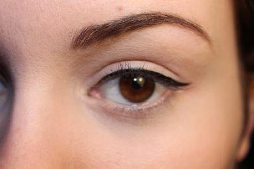 Татуаж глаз после 40 лет. Вечерний макияж со стрелками