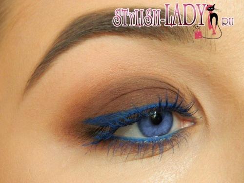Цветные стрелки для голубых глаз. Лёгкий и эффектный макияж для голубых глаз с цветной стрелкой