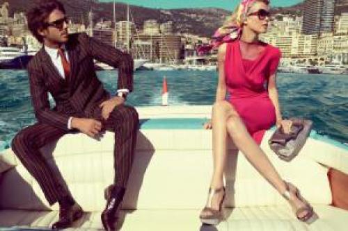 Как правильно подобрать румяна для лица по цвету кожи. Как выбрать правильную кисть для нанесения румян?