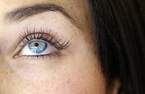 Как сделать ресницы самому. Плюсы и минусы такого способа 04