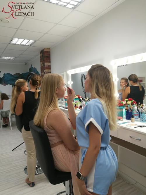 Визаж уроки макияжа. Уроки макияжа для начинающих 05