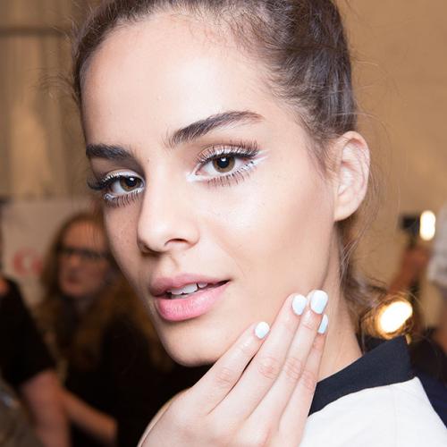 Персиковые тени. Персиковый макияж глаз фото: