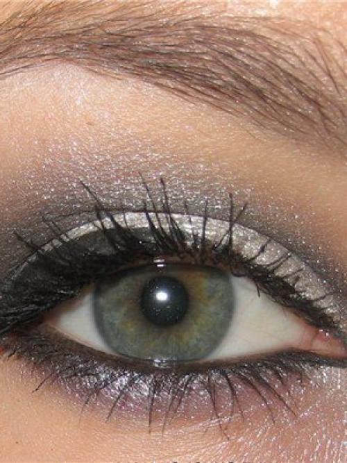 К серым глазам, какой цвет теней подходит. Какие цвета теней подходят под зеленые глаза: советы визажистов 07 К серым глазам, какой цвет теней подходит. Какие цвета теней подходят под зеленые глаза: советы визажистов 07