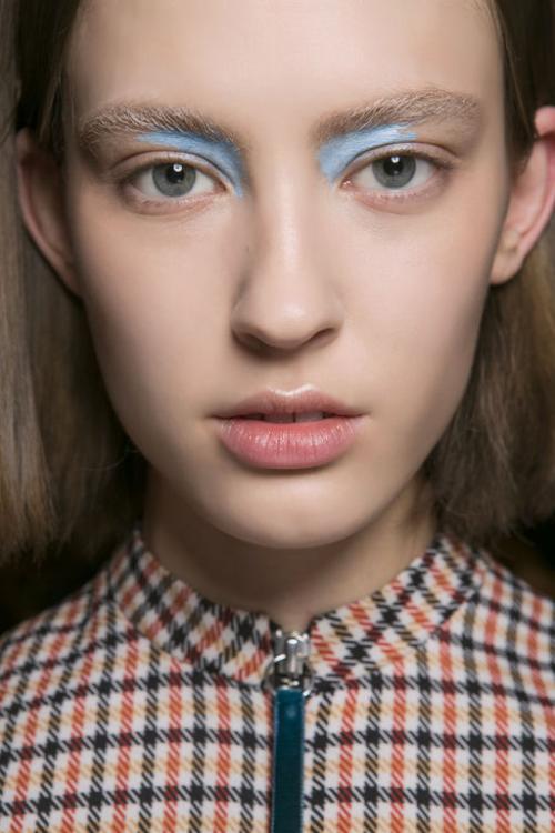 Макияж голубые глаза темные волосы. Макияж для брюнеток с голубыми глазами 09 Макияж голубые глаза темные волосы. Макияж для брюнеток с голубыми глазами 09