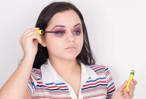 Вампир гримм на Хэллоуин. Макияж вампирши на Хэллоуин 08