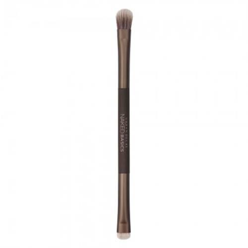 Кисть для теней. Как разобраться в кистях для макияжа глаз?