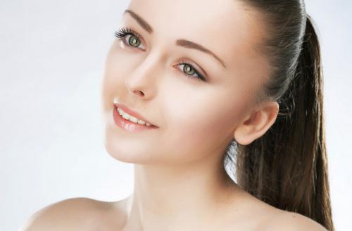 Какая косметика нужна для повседневного макияжа в школу. Красивый повседневный макияж в школу: лайфхаки