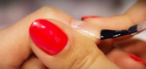 Как правильно нанести гель лак. Как делается маникюр с помощью гель-лака