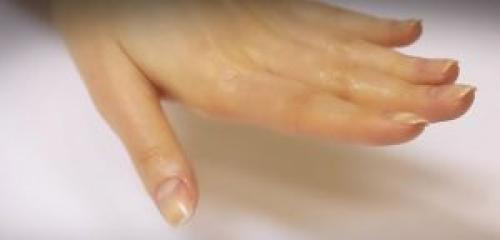 Как правильно нанести гель лак. Как делается маникюр с помощью гель-лака