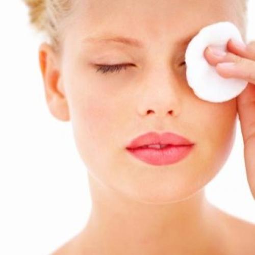 Макияж для узких глаз без век. Как делать макияж для узких глаз: основные правила 09