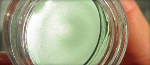 Для чего зеленый корректор. Для чего нужен зеленый корректор и как им пользоваться?