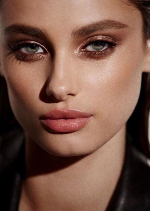 Можно ли тени использовать, как румяна. Как использовать бронзер, румяна и хайлайтер в макияже глаз? 28 Можно ли тени использовать, как румяна. Как использовать бронзер, румяна и хайлайтер в макияже глаз? 28