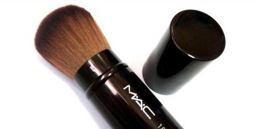 Кисть для тональной основы. Какие есть виды