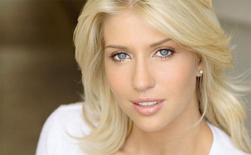 Серые тени серые глаза. фотоинструкция по Вечернему макияжу для серо-голубых глаз 05 Серые тени серые глаза. фотоинструкция по Вечернему макияжу для серо-голубых глаз 05