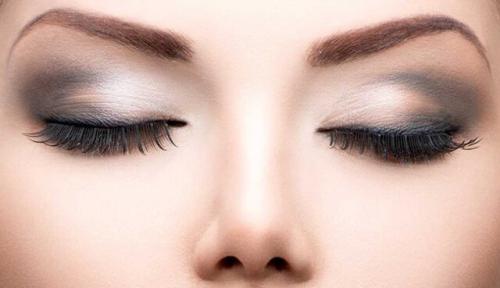 Техника нанесения макияжа лица. Как наносить макияж правильно 03 Техника нанесения макияжа лица. Как наносить макияж правильно 03