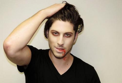 Как разрисовать лицо на Хэллоуин. Как мужчине разрисовать лицо на Хэллоуин