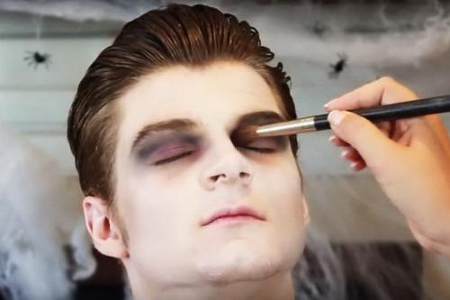 Как разрисовать лицо на Хэллоуин. Как мужчине разрисовать лицо на Хэллоуин