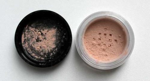 Пудра из пшеничной муки. Как правильно выбрать пудру, ориентируясь на состав