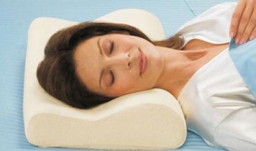 Как правильно выбрать подушку для сна. Какая она, правильная ортопедическая подушка?