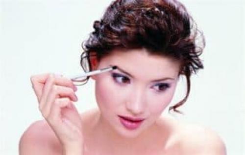 Можно ли красить тоникой брови. Допустимо ли применять краситель для волос на бровях