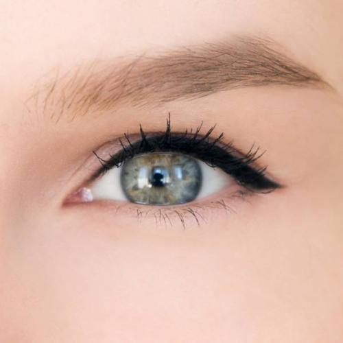 Стрелки по форме глаз и лица. 7 самых популярных видов стрелок для глаз