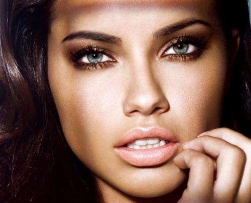 Оранжевая помада кому идет. Как подобрать оттенок оранжевой помады под цвет кожи? 08