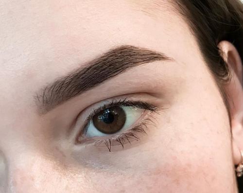 Модные брови 2020.