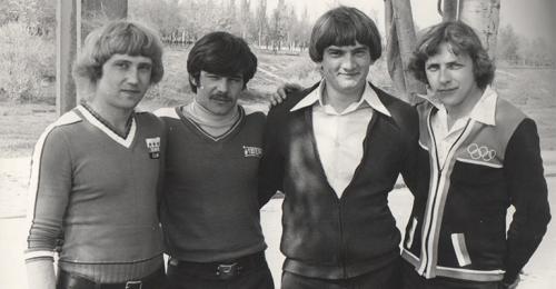 Прически 80-х. Мужские прически 80-х годов: заглянем в прошлое