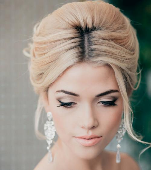 Макияж для русых с зелеными глазами. Как сделать повседневный и праздничный макияж для зеленых глаз и русых волос?