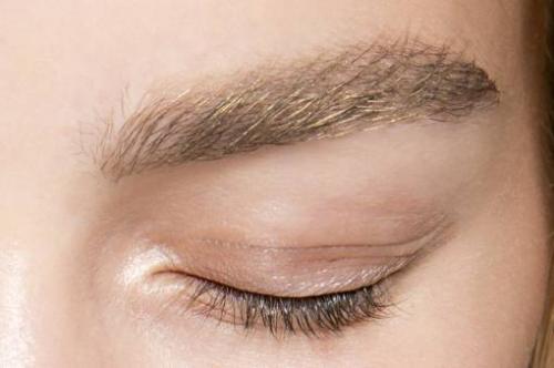 Макияж эффект больших глаз. Как с помощью макияжа сделать глаза больше?