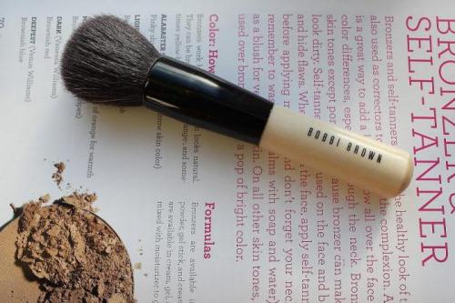 Кисть для теней плоская. Какой кистью наносить тени? 5 вариантов 22 Кисть для теней плоская. Какой кистью наносить тени? 5 вариантов 22