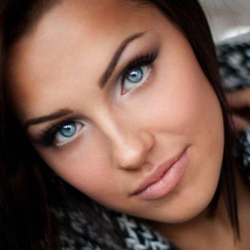 Макияж для голубых глаз на каждый день. Идеи мейк-апа на каждый день