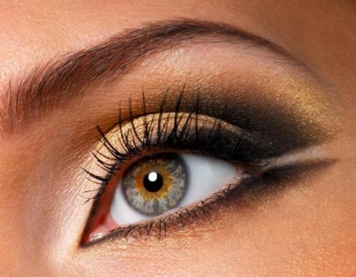 Как сделать, чтобы тени долго держались в домашних условиях. 3 хитрости, чтобы тени для век не скатывались в течении дня