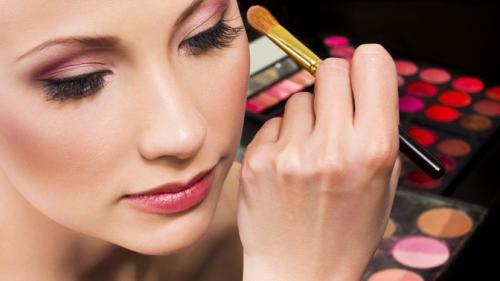 Макияж по форме лица. Грамотный макияж по типу лица: советы визажиста