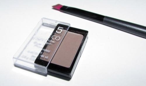 Как красить брови тенями. Покраска бровей тенями: пошаговая инструкция