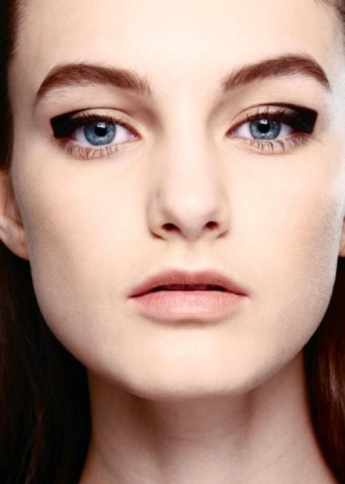 Макияж узкие глаза. Макияж для узких глаз: пошаговая инструкция по выполнению 19 Макияж узкие глаза. Макияж для узких глаз: пошаговая инструкция по выполнению 19