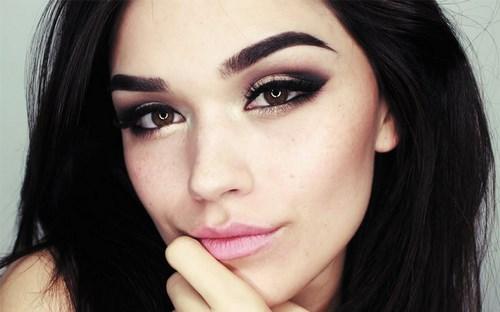 Макияж на каждый день 2019. Осенне-зимний модный макияж 2019-2020: лучшие идеи мейкапа для холодных времен года