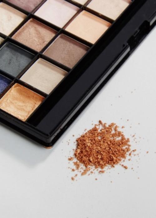 Простой и быстрый макияж на каждый день. Легкий повседневный макияж: инструкция с фото 21