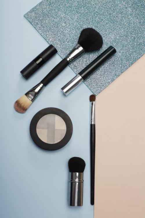 Средства для нанесения макияжа. Главное, что нужно для создания макияжа