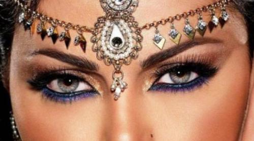 Стрелки на глазах разные виды. Разные виды стрелок