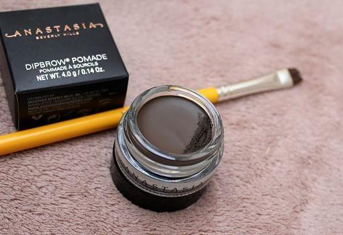 Помадка для бровей бюджетная. Обзор некоторых марок