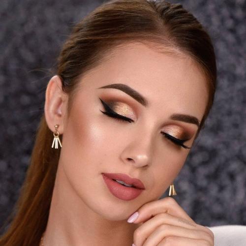 Красивый макияж простой для карих глаз. Как сделать повседневный Smoky eyes для карих глаз пошагово с фото 13
