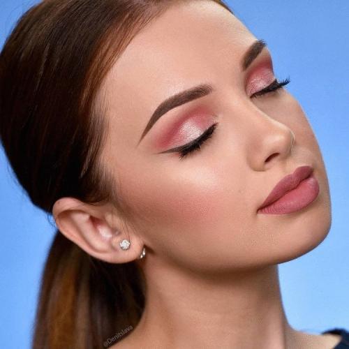 Красивый макияж простой для карих глаз. Как сделать повседневный Smoky eyes для карих глаз пошагово с фото 15