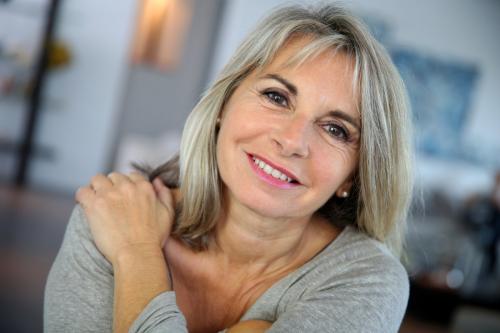 Как правильно делать макияж в 50 лет. Правильный макияж в 50 лет