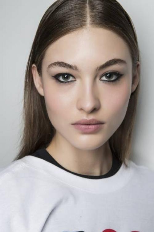 Как правильно и красиво делать макияж. Как сделать красивый макияж глаз?