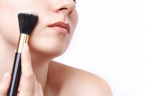 Пудра с цинком для проблемной кожи. Что лучше – пудра или тональный крем при проблемной коже 01