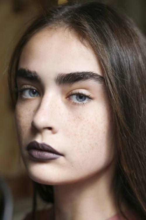 Серые тени макияж. Макияж в серых тонах: 13 идей