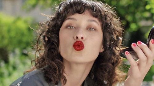 Как визуально увеличить губы. Блески с эффектом увеличения объема 04