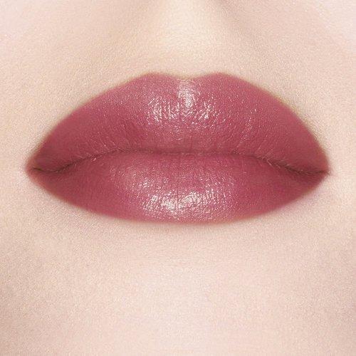 Как визуально увеличить губы. Блески с эффектом увеличения объема 03