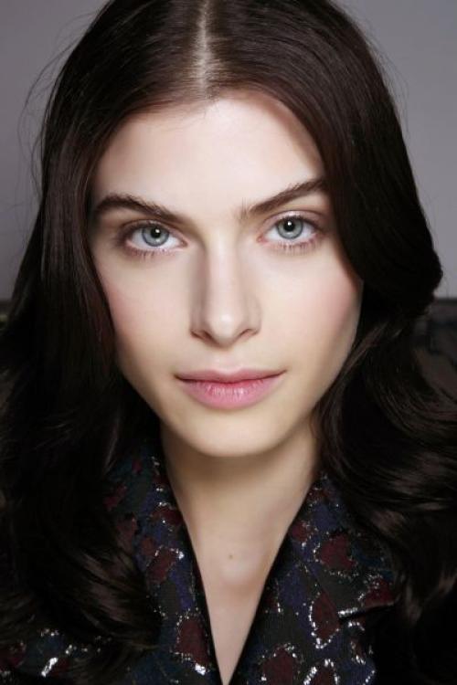 Макияж для серых глаз и светлых волос. Макияж для девушек с серыми глазами и темными волосами